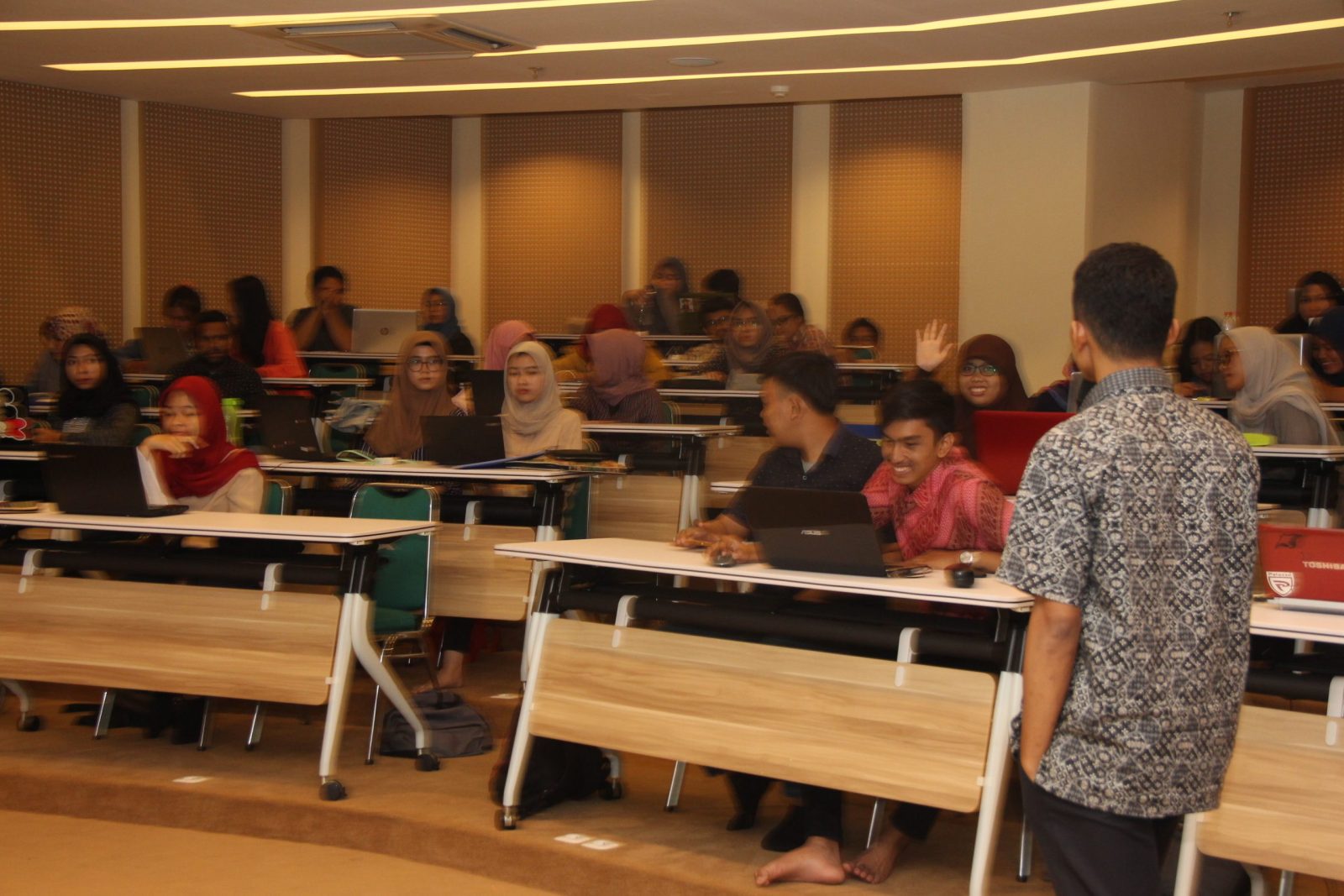 Pelatihan Mahasiswa UNJ