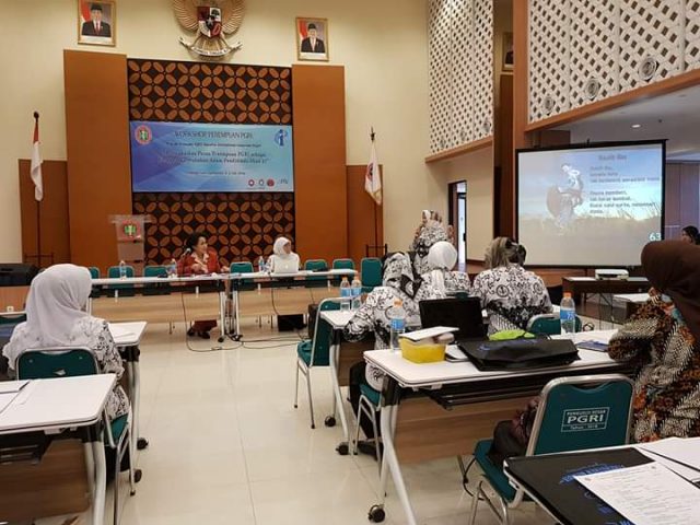 Workshop Perempuan PGRI