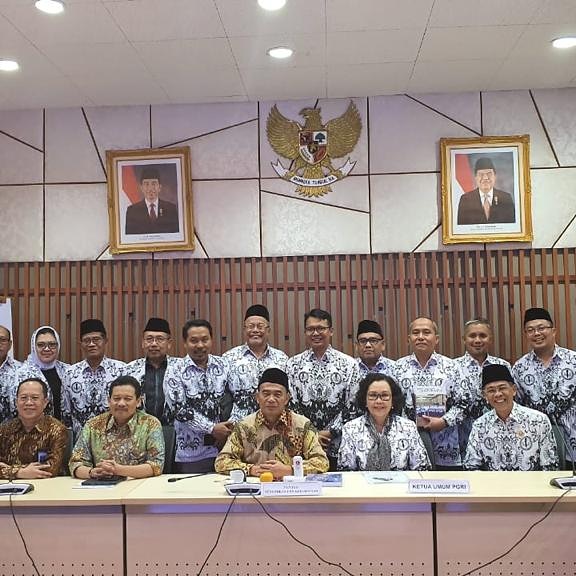 Silaturahmi PB PGRI Masa Bakti Ke-XXII dengan Mendikbud RI