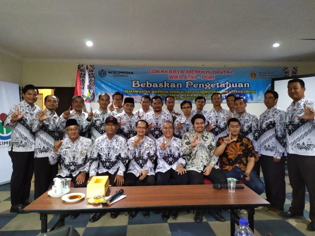 Lokakarya Menulis Wikilatih PGRI 2019 di Lampung