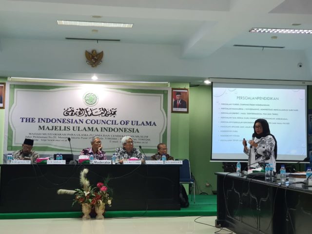 Ketua Umum PB PGRI Memberikan Masukan dalam Diskusi Kelompok Terpumpun MUI Menjelang KUII-VII 2020