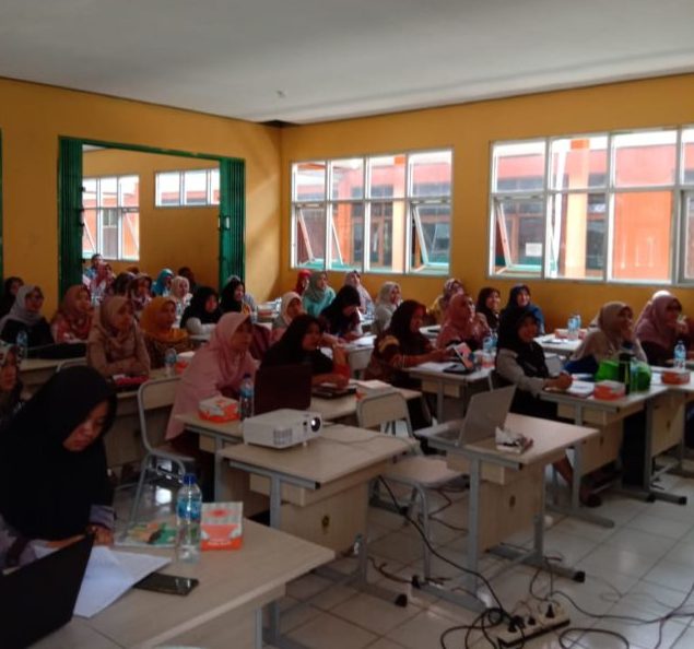 Persiapan dan Pemantapan Dalam Rangka Jelang Seleksi Tes CPNS Oleh Tim PGRI di Kecamatan Cariu Kabupaten Bogor