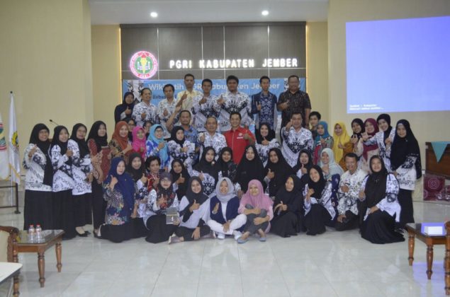 PGRI Jember Gelorakan Literasi Digital