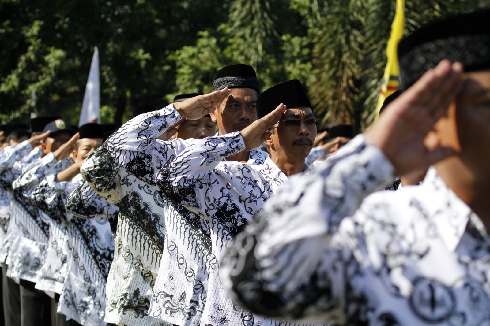Riset Pengurus Besar PGRI bersama Binus University dan Kemristekdikti tentang “Indonesia Teachers Engagement Index”