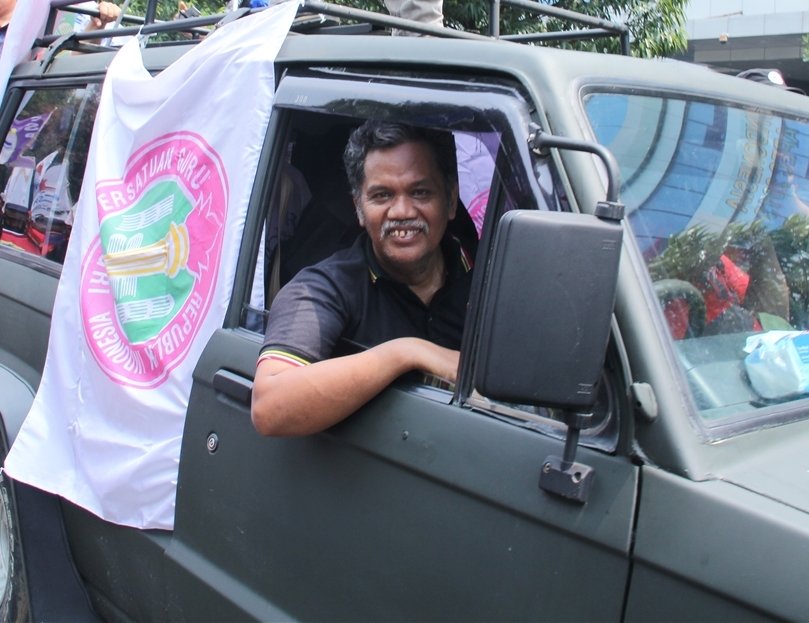 MENYOAL PERIODISASI KETUA UMUM PB PGRI