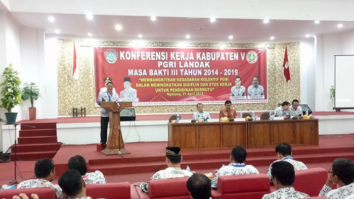 PGRI Landak Gelar Konferensi Kerja untuk Pendidikan Bermutu